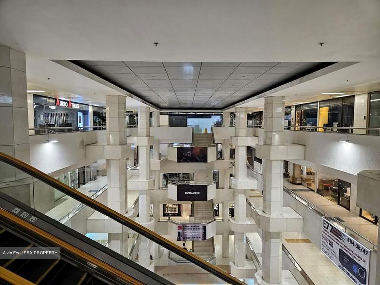 The Adelphi (D6), Retail #583272501